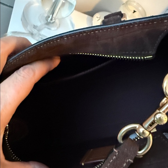 Coach suede crossbody - Picture 3 of 6